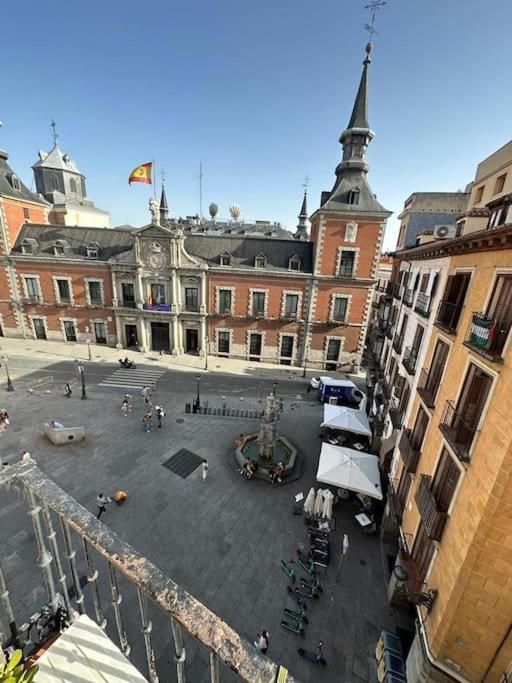 Economico Piso En Madrid Centro Leilighet Eksteriør bilde