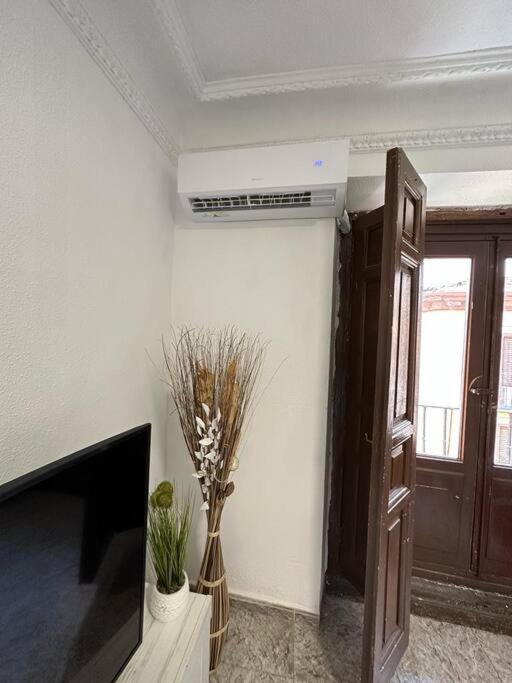 Economico Piso En Madrid Centro Leilighet Eksteriør bilde