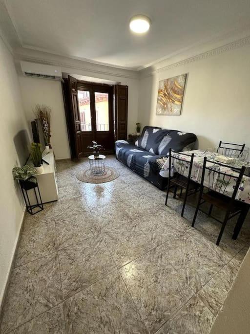 Economico Piso En Madrid Centro Leilighet Eksteriør bilde