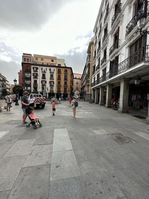 Economico Piso En Madrid Centro Leilighet Eksteriør bilde
